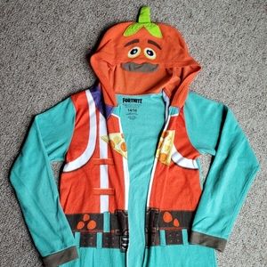 Fortnite One-piece Pajamas!